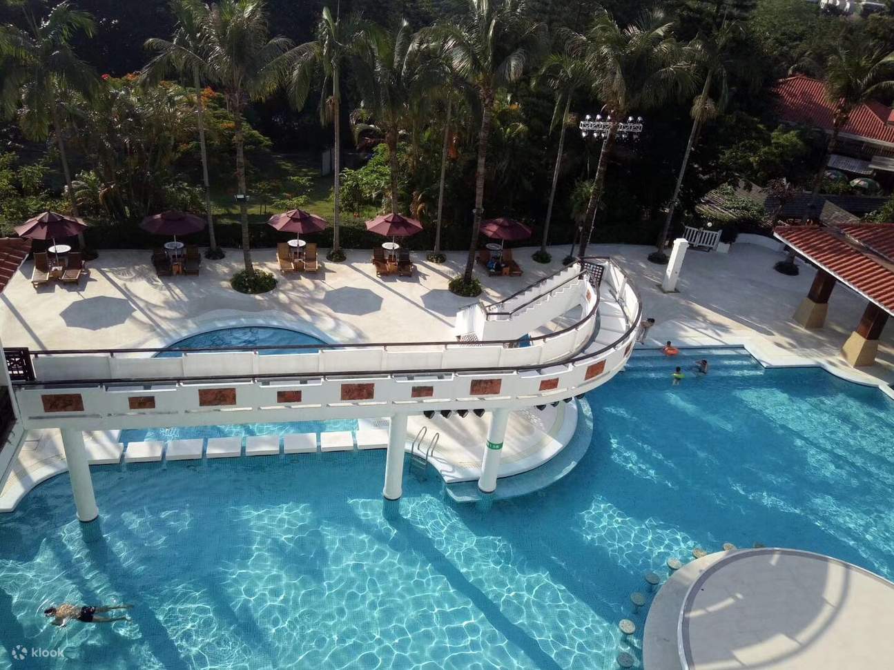 โรงแรมเซินเจิ้น ชิงชิง เวิลด์