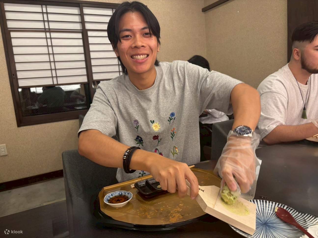 Esperienza di grattugiatura del wasabi fresco