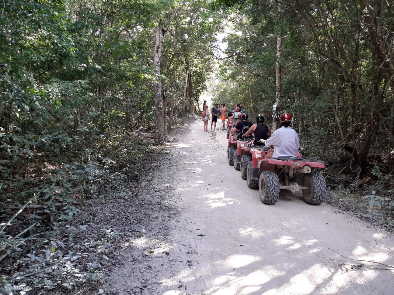 Abenteuer mit dem Quad und Schwimmen in einer Cenote in Mexiko