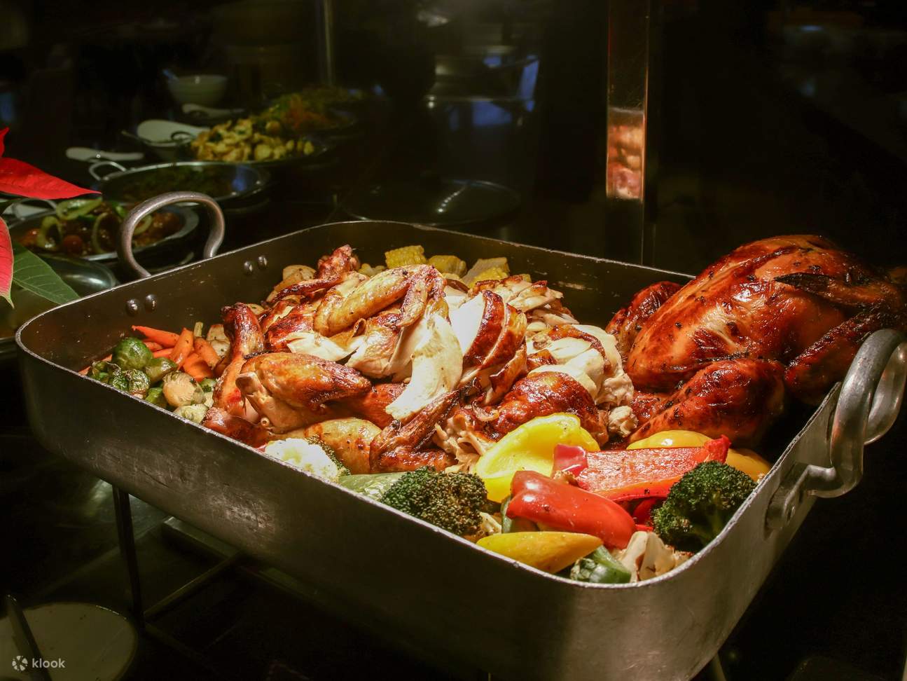 在吉隆坡雅樂軒飯店TRACE餐廳及酒吧用餐