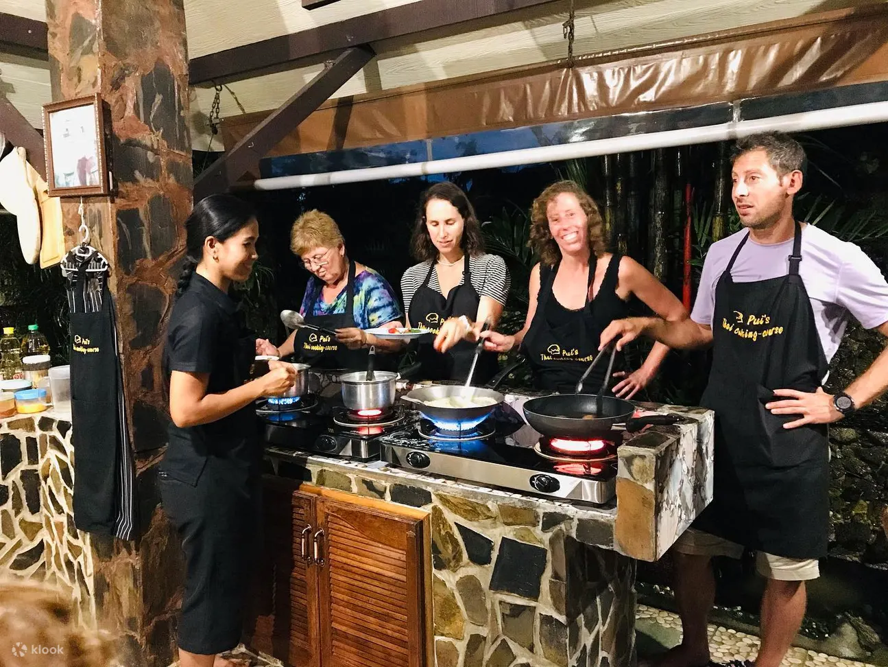 Khao Lak：半日烹饪课程与食材搜寻