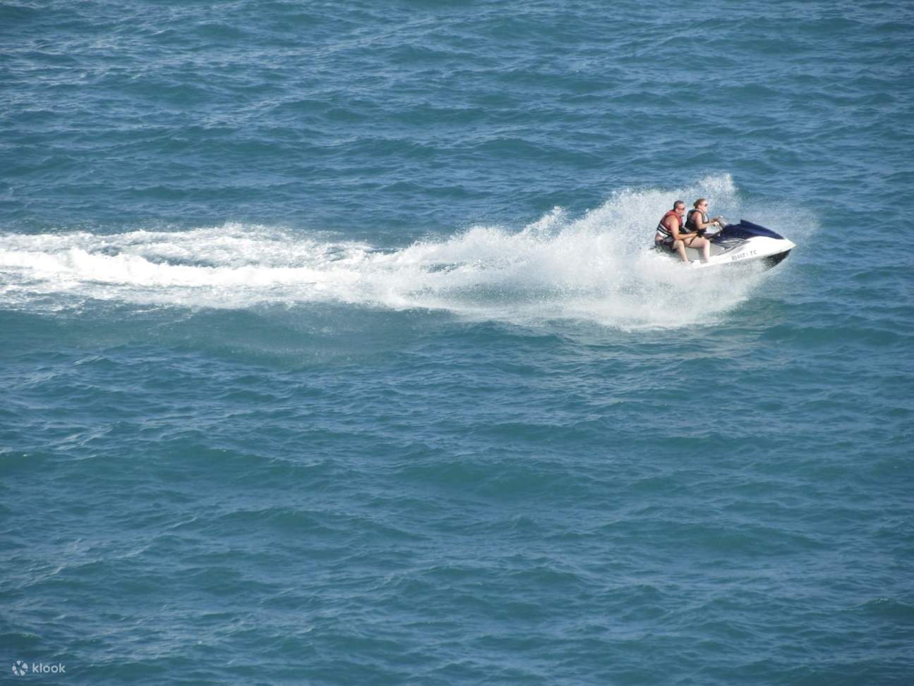 Playa Baga: Paseo en moto acuática individual con soporte de instructor