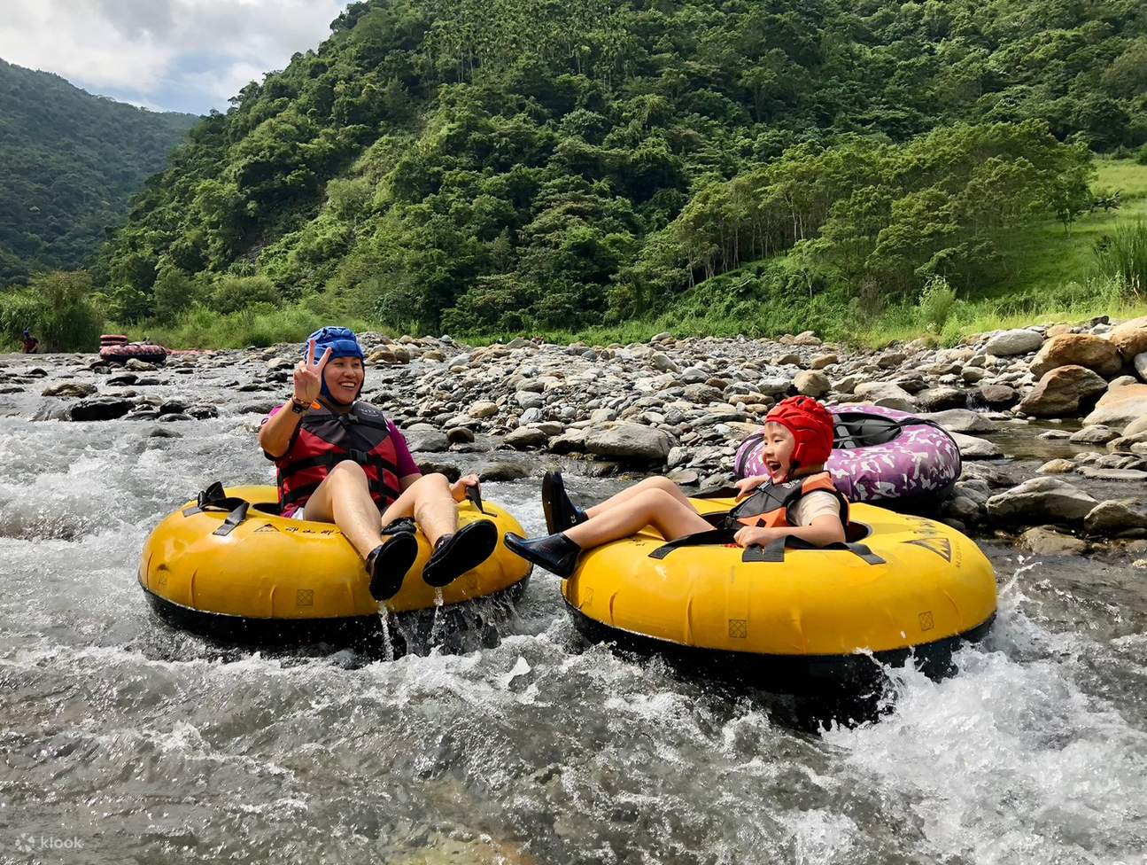 Na Shan Na Gu River Tracing Adventure