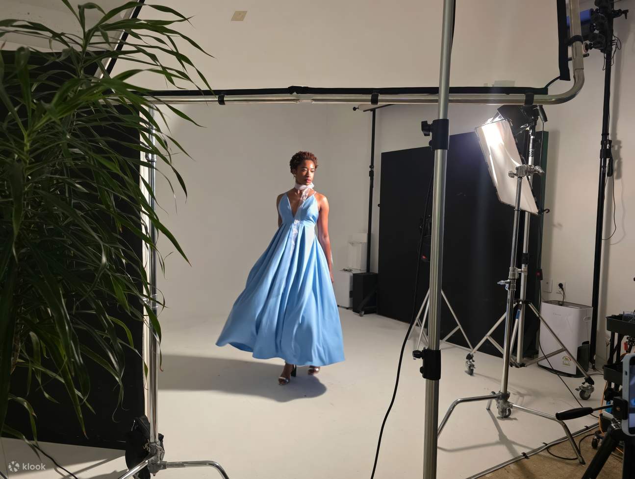 Shall we start the photoshoot?