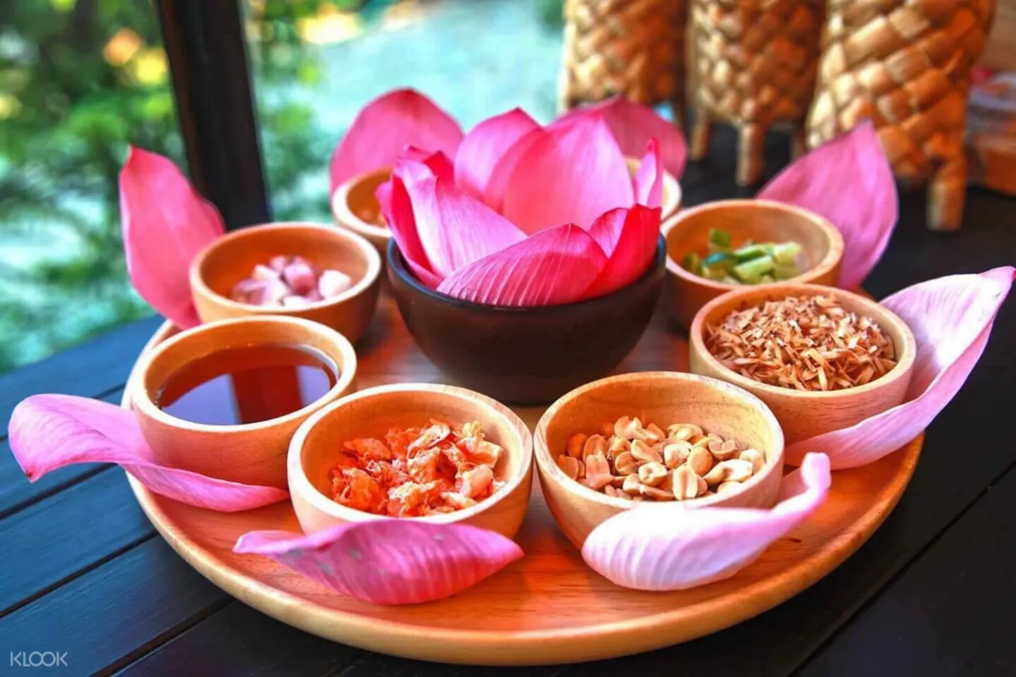 Red Lotus Market Half Day Private Trip From Bangkok Thailand