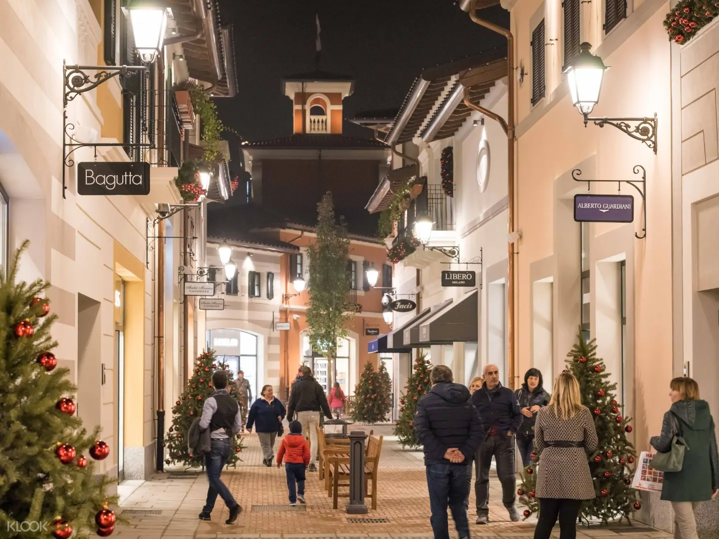 Serravalle Designer Outlet Shopping Experience Dari Milan