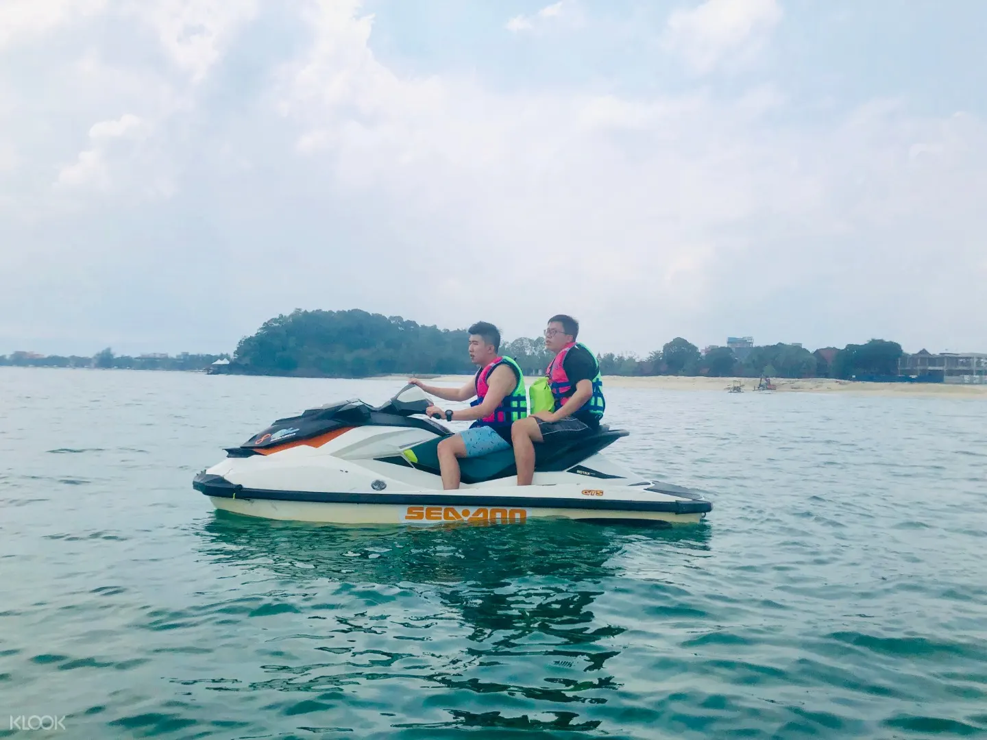 Jet Ski And Parasailing Experience At Batu Feringgi Beach Klook Malaysia