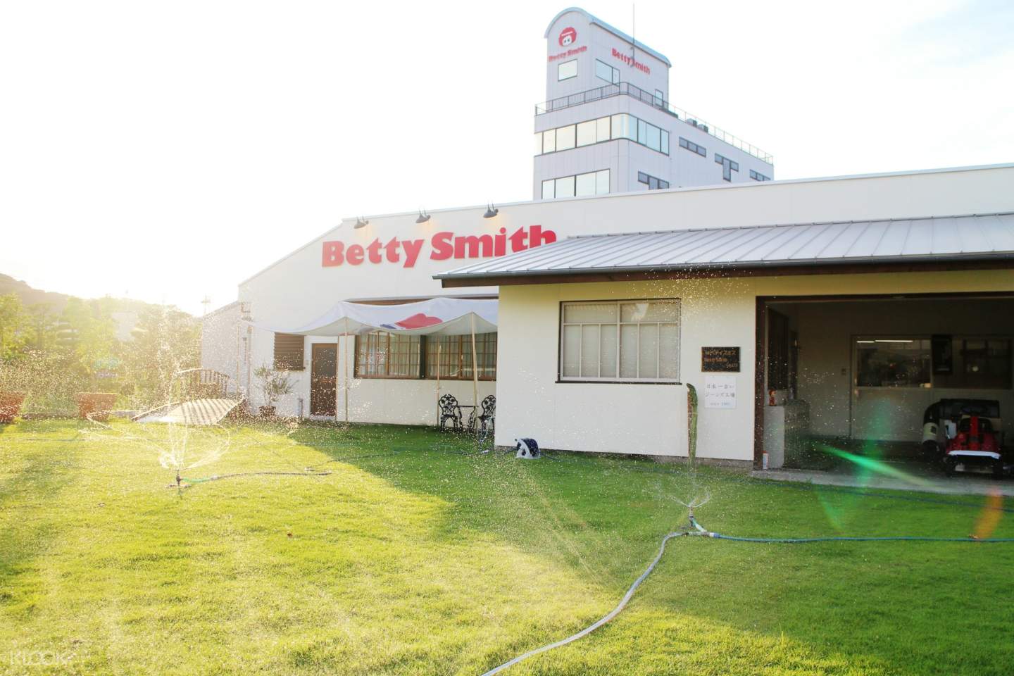 岡山 ベティスミスでオリジナルジーンズ作り体験 Klook クルック