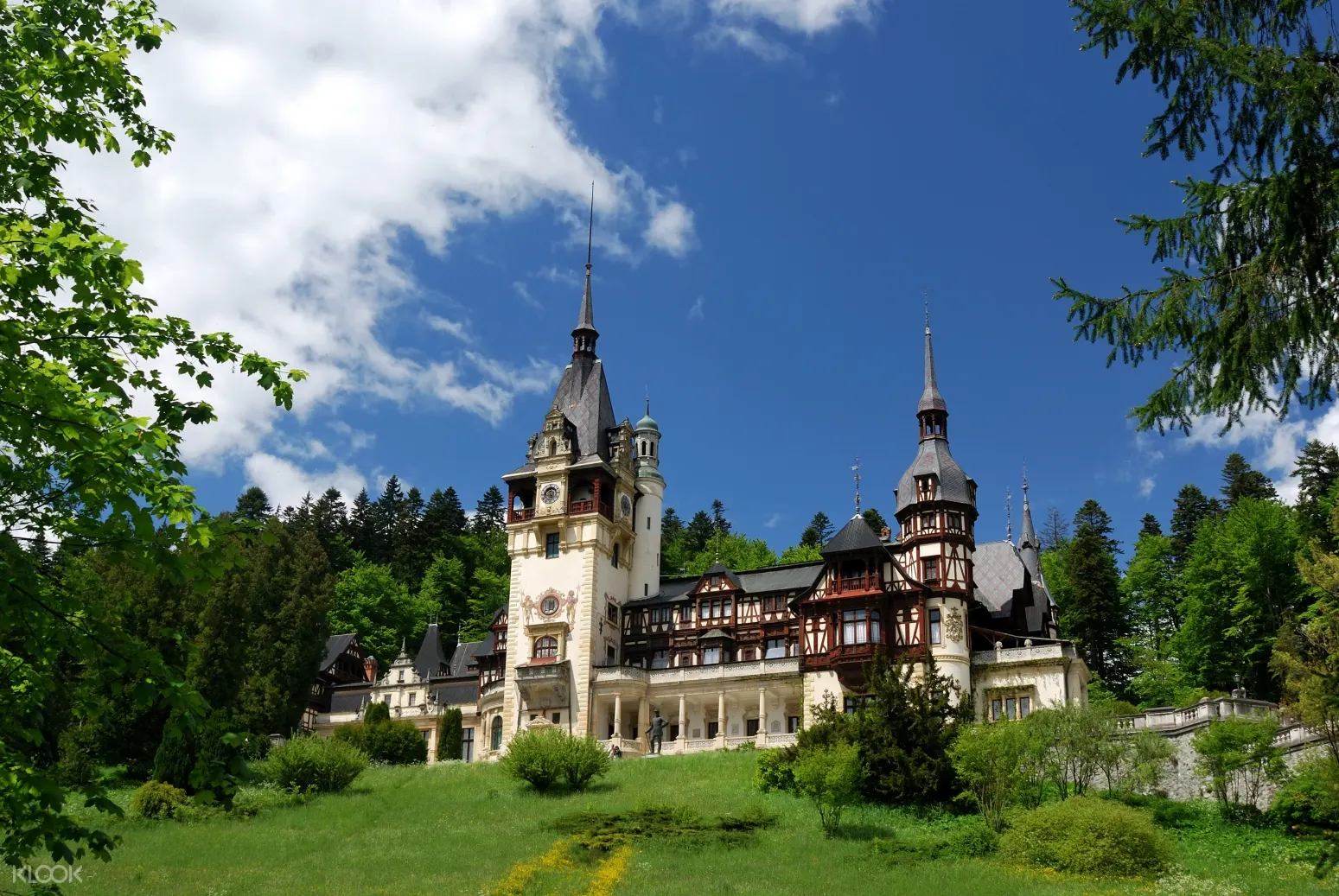 Dracula S Castle Brasov And Peles Castle Day Tour From Bucharest Klook クルック
