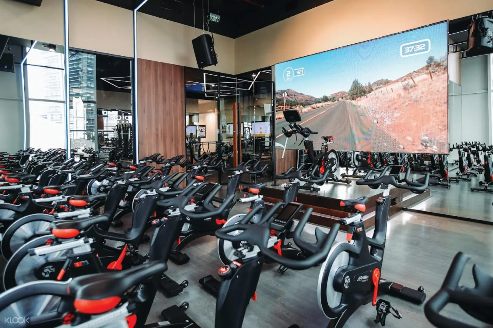 Online Personal Trainer Visit Pass At Fitness Paradigm Jakarta I didn't even know where to start, but the paradigm fitness team was amazing! online personal trainer visit pass at
