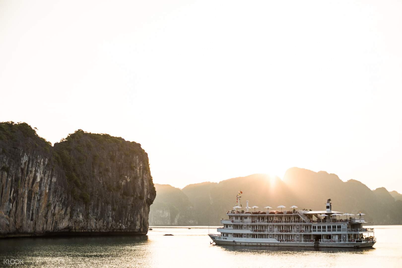 Halong Bay Luxury Au Co Cruise By Bhaya Vietnam Klook - 