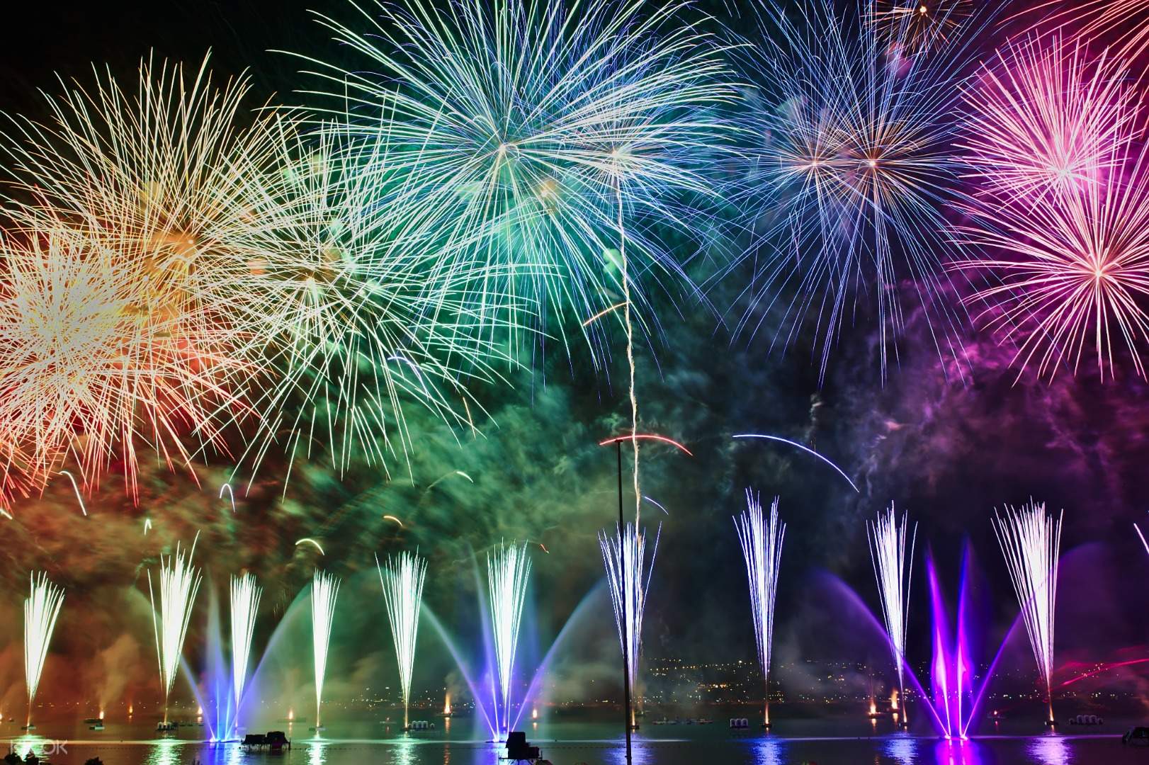 Up To 15 Off Friday Night Fireworks Sailing Trip In Hawaii Klook Singapore