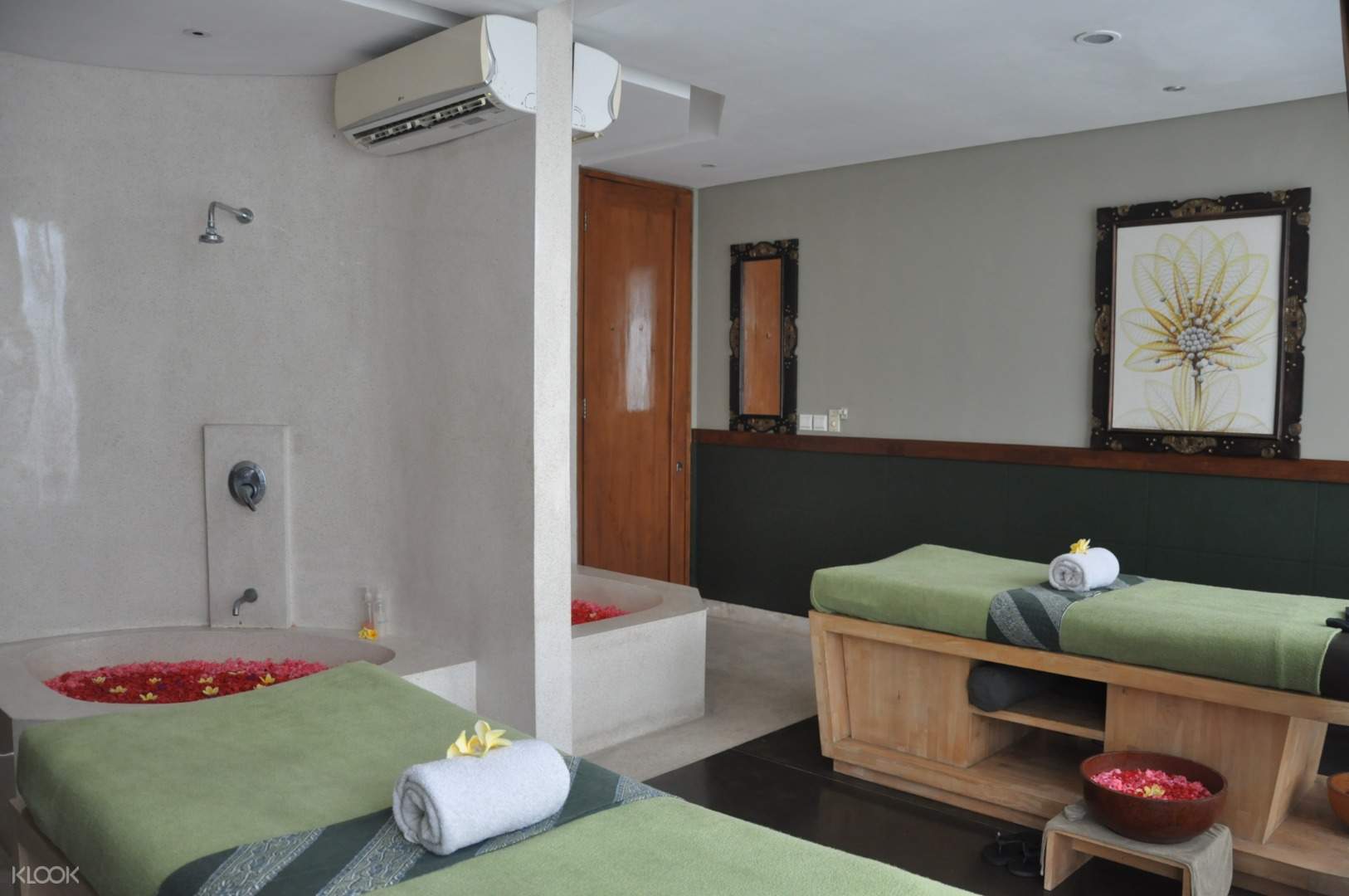 Signature Bali Spa Treatment Di Lluvia Spa Seminyak