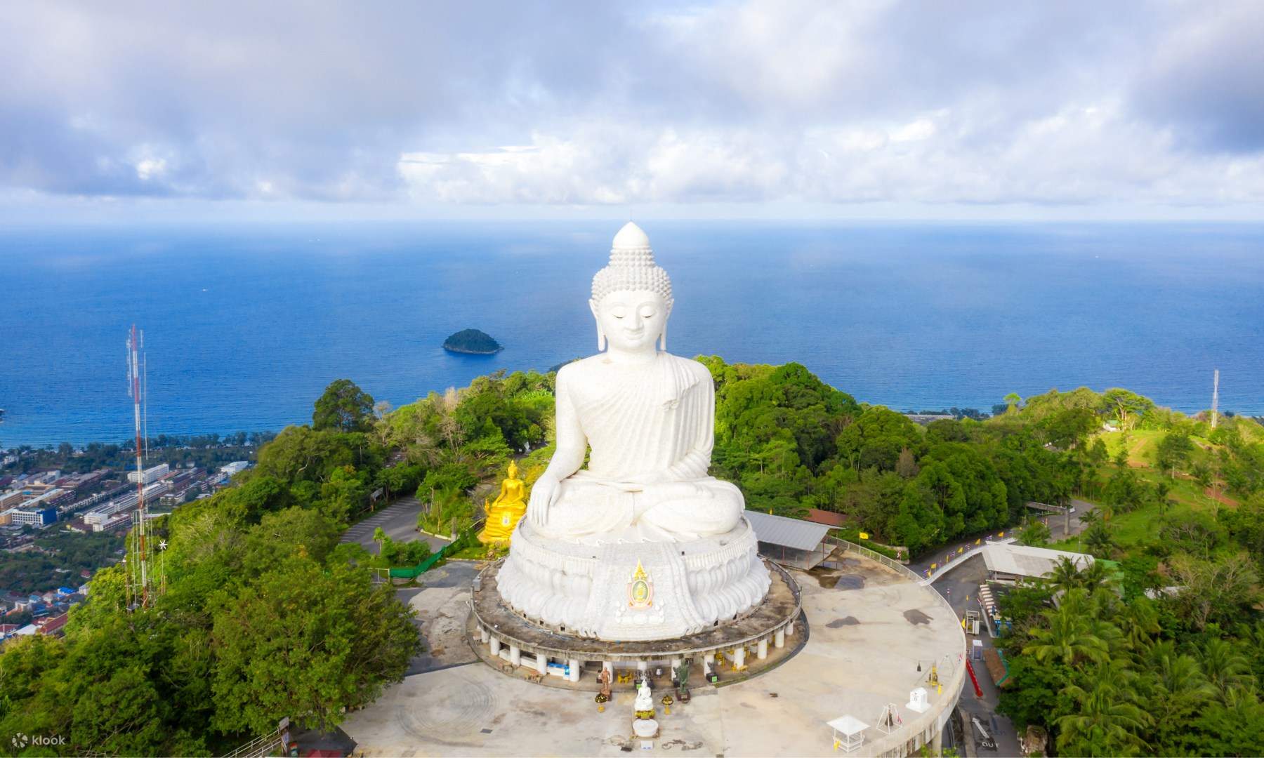 Звук на горе big Buddha в Тайланде