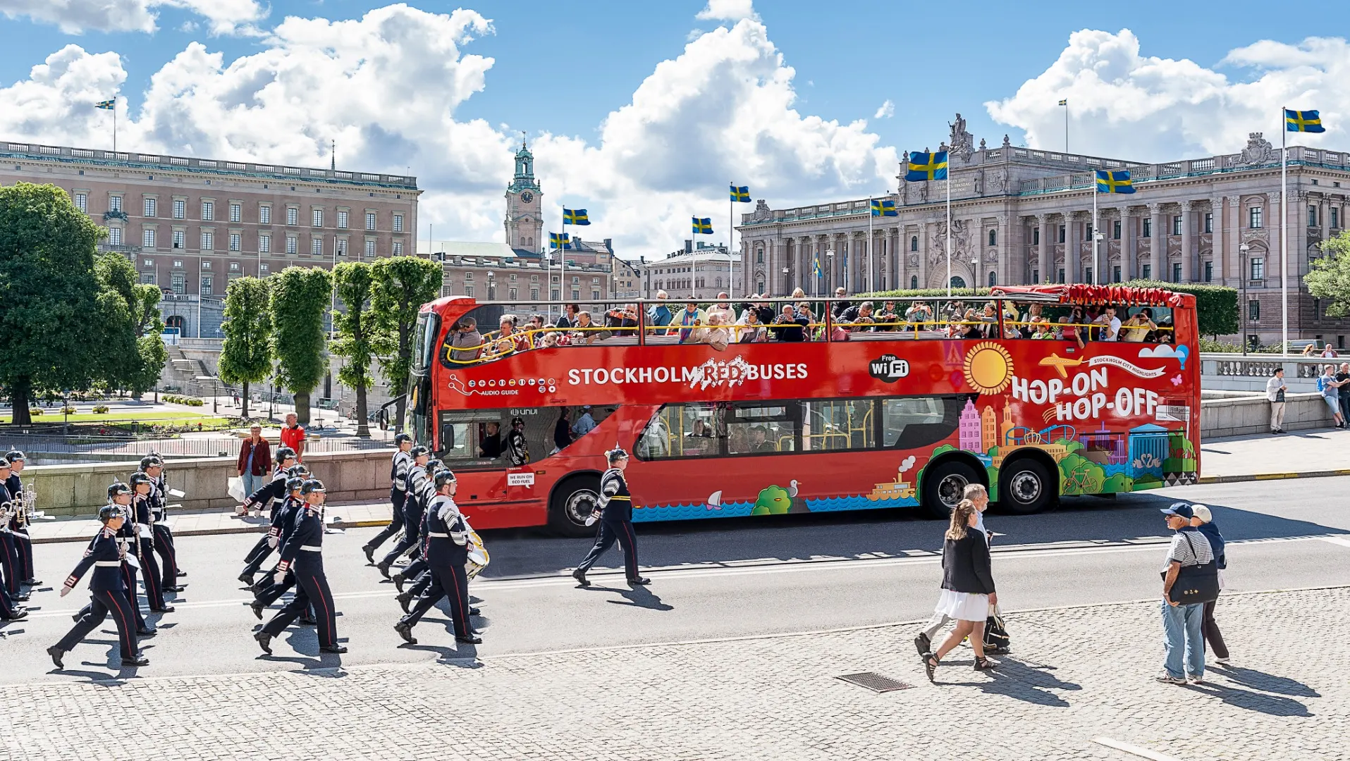 Stockholm Hop On Hop Off Sightseeing Bus And Boat Tour Sweden