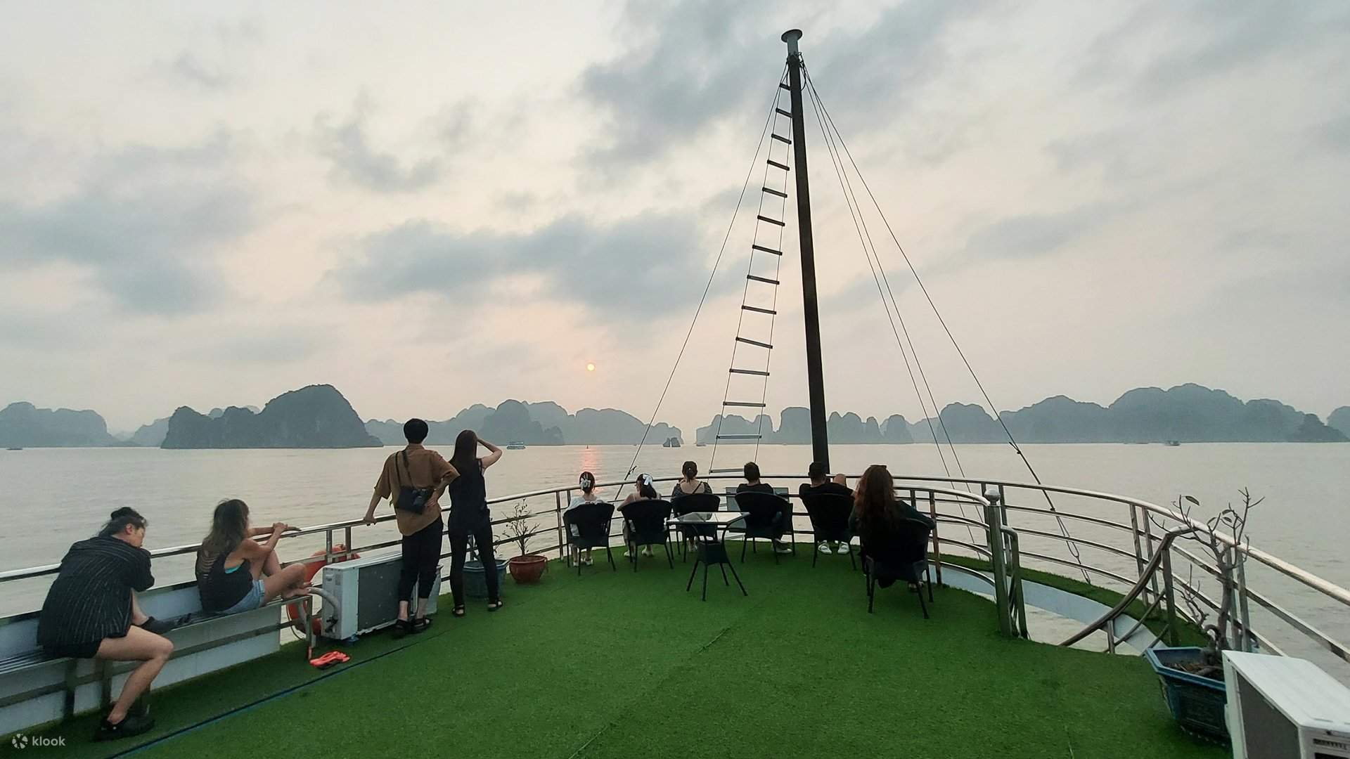 Ha Long Bay Cruise Tour from Ha Noi, Vietnam - Klook India - Image 3