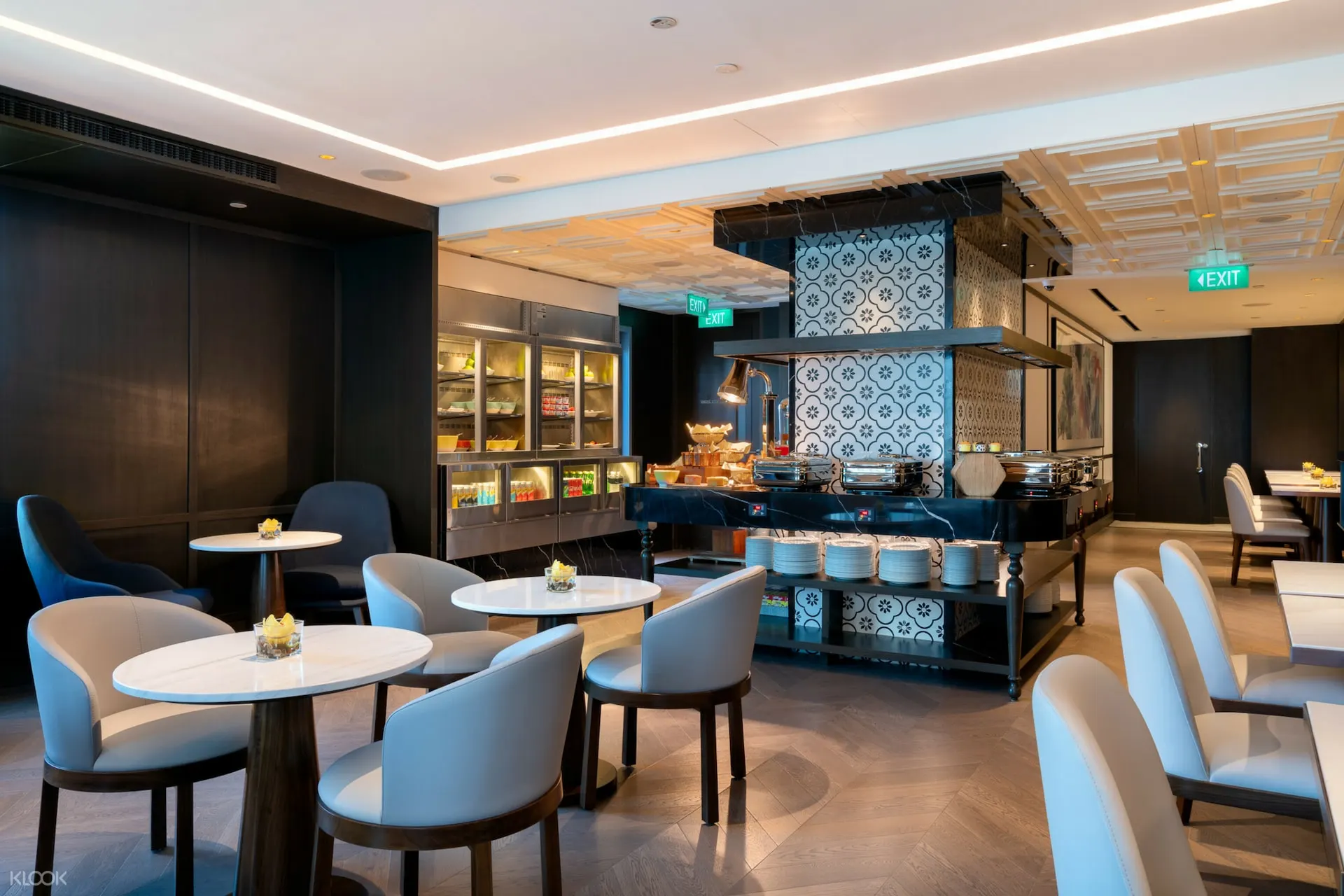 Grand Park City Hall Couples Staycation With Breakfast Klook クルック Grand Park City Hall Couples Staycation With Breakfast Klook クルック