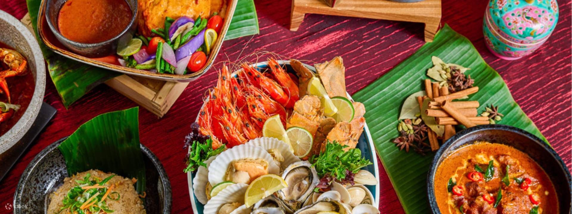 Asian Market Cafe in Fairmont Singapore