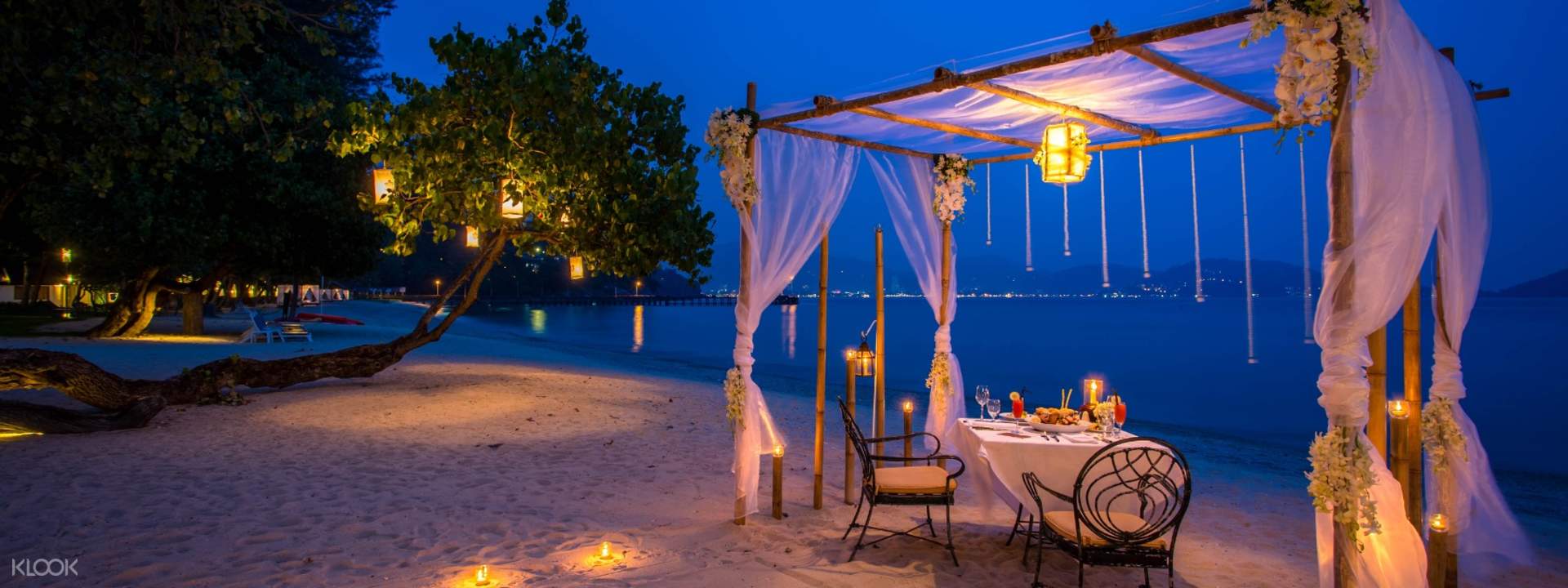 Beachfront Cabana Dining, Thavorn Beach Village Resort ...