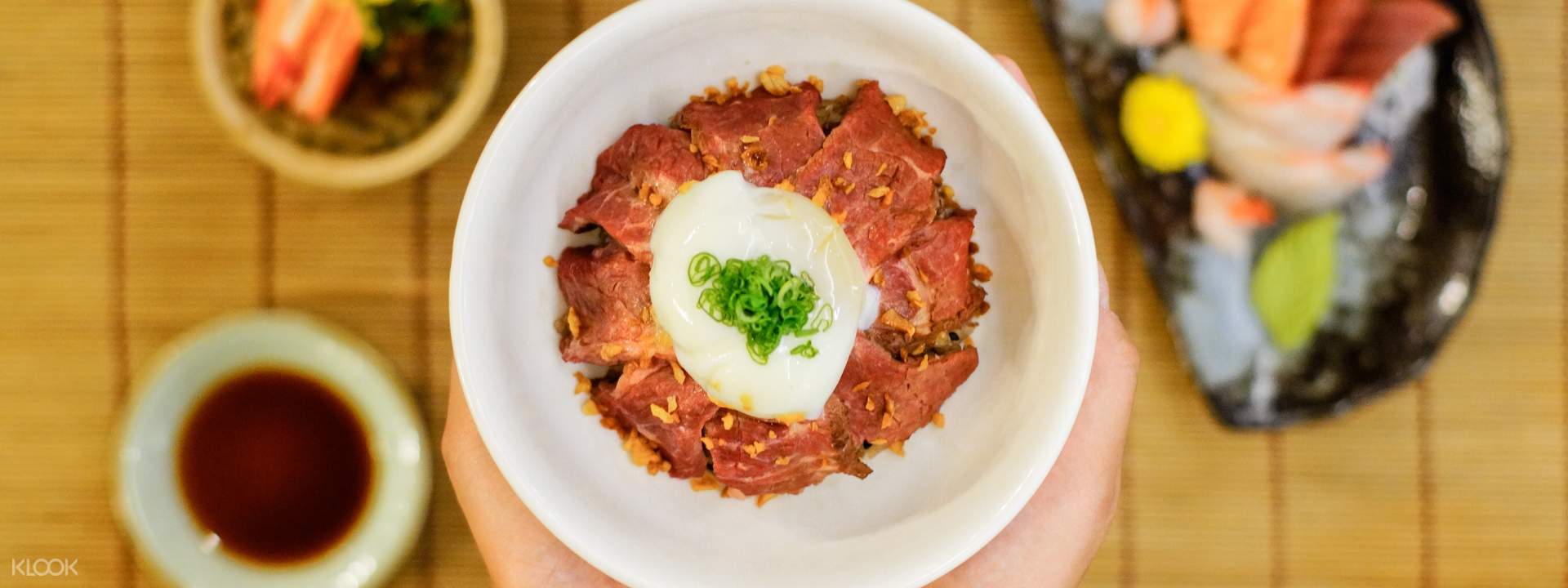 Standing Sushi Bar di Marina Bay dan Raffles Place, Singapore