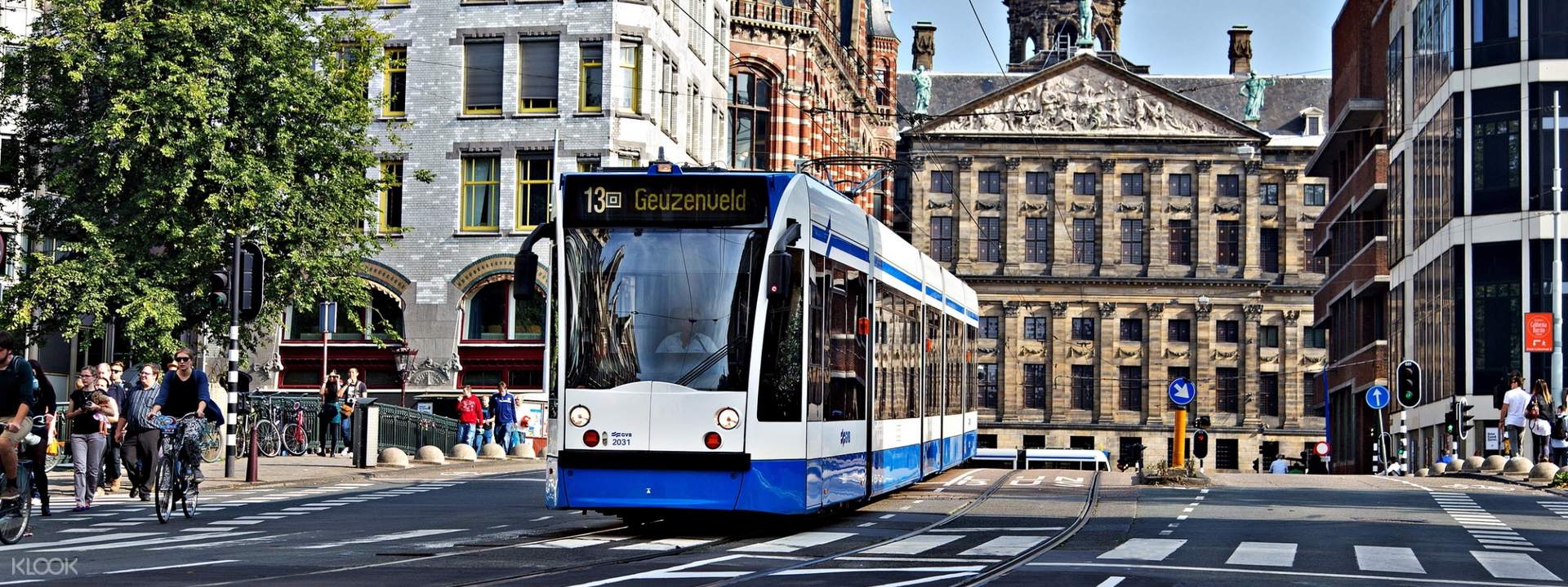 can you take public transport from amsterdam airport to city center