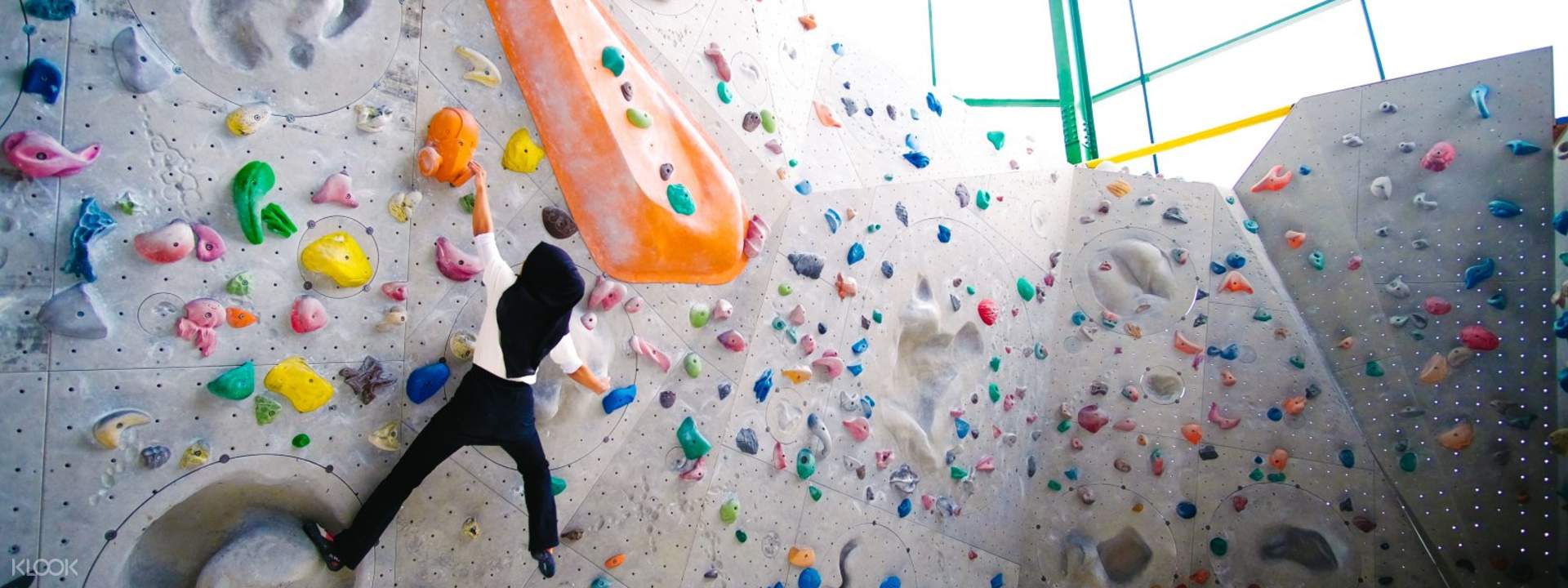 Climbing and Bouldering Experiences at Camp 5 in Kuala Lumpur Klook