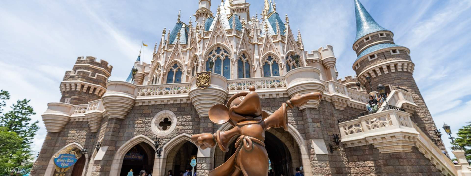 Столица великой британии лондон. And is one of the. Оксфорд англия университет. Лондон столица англии. Диснейленд в токио.