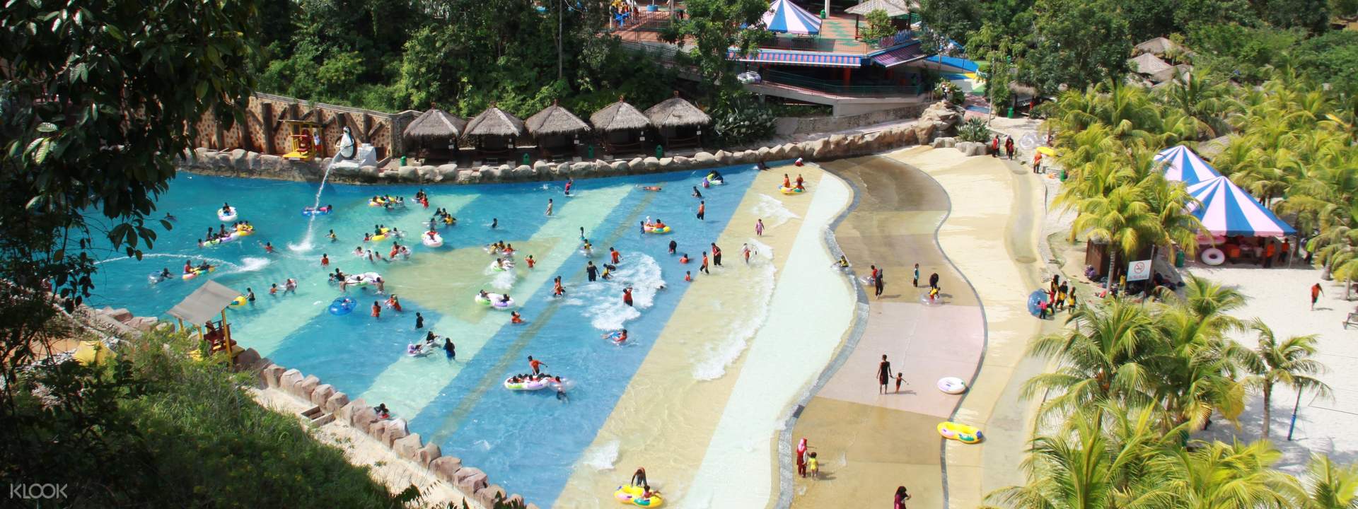 Kuala Lumpur Water Park FINAL YEAR PROJECT...© Taman Tema Air Di
