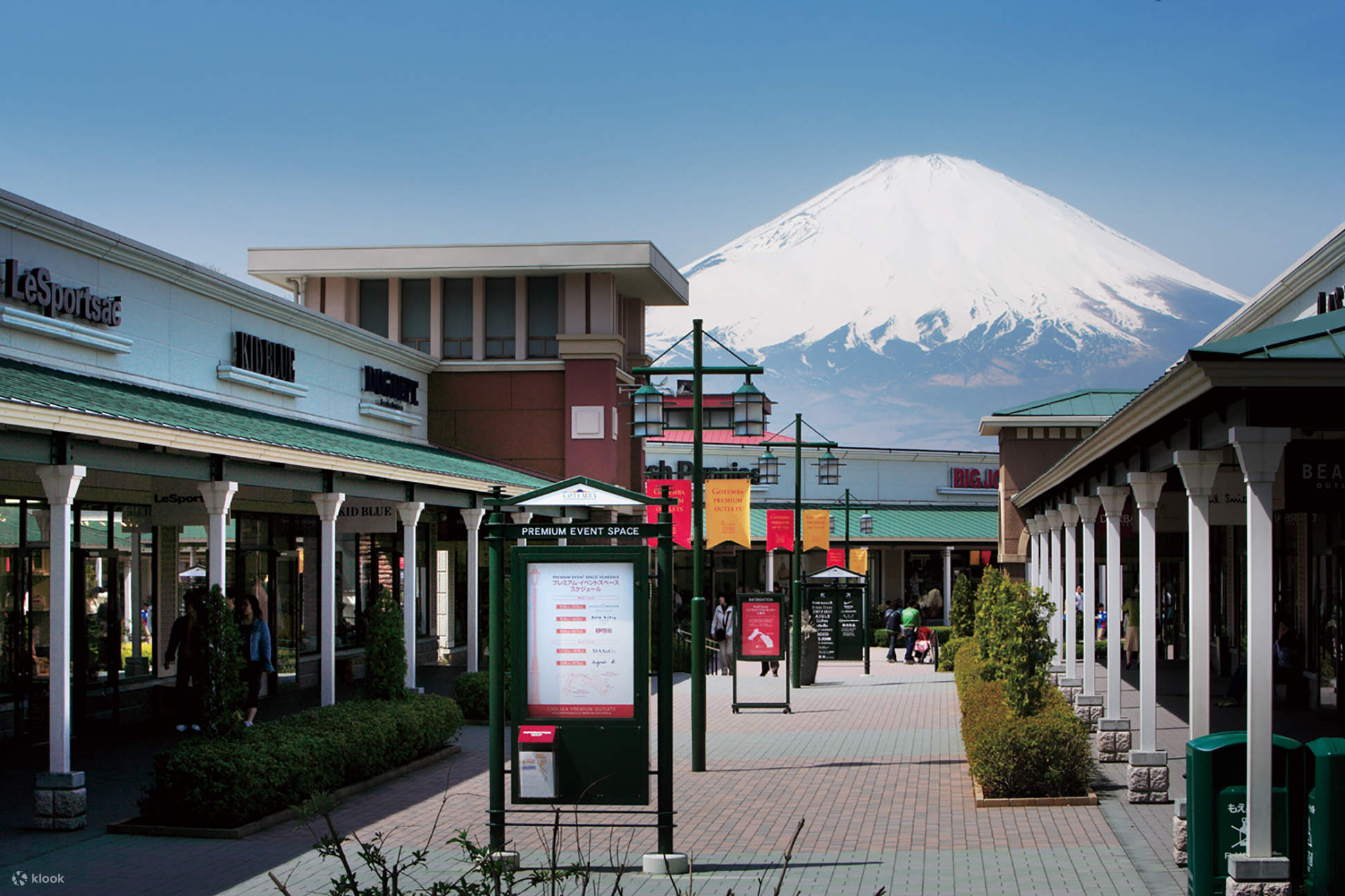 Outlet Mall Destinations in Japan - Shopping - Japan Travel