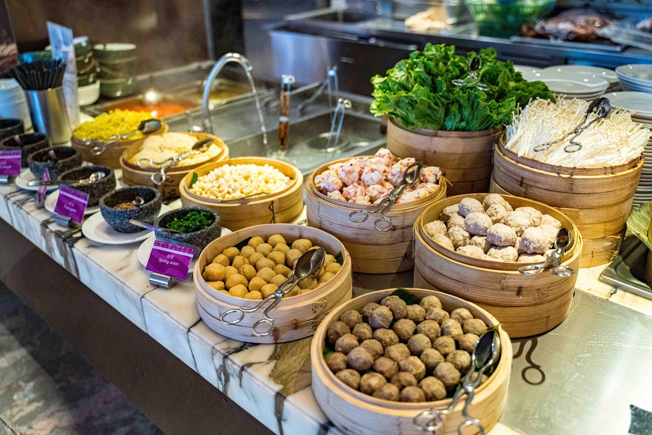 Hotel Buffet Offers 2022】Crowne Plaza Hong Kong Kowloon East Buffet｜The  Chef's Table｜Lunch Buffet, Dinner Buffet, Tea Buffet - Klook United States  US