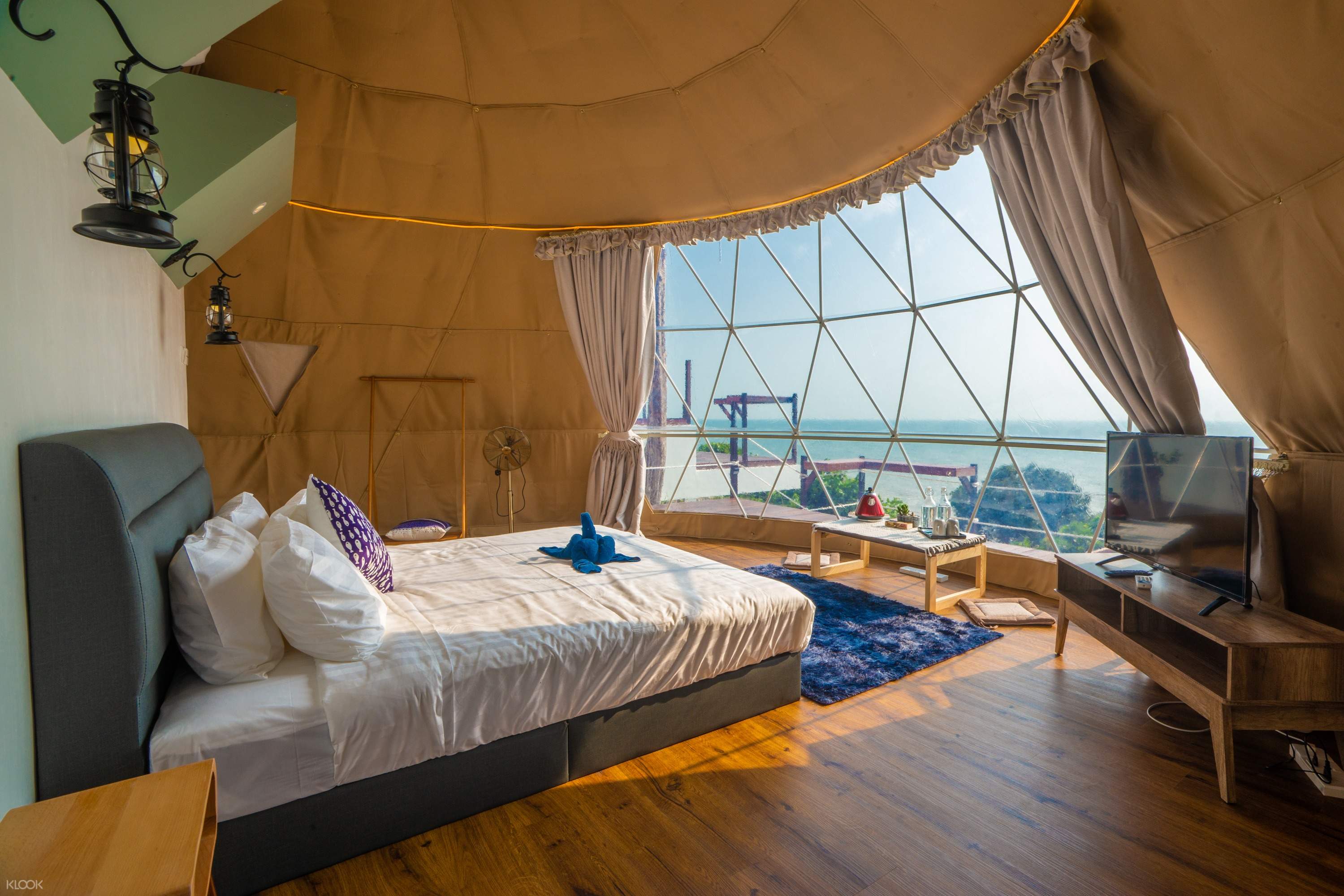 Up To 10 Off Sea Horizon Resort Glamping Suite With Breakfast Staycation In Johor Klook Singapore