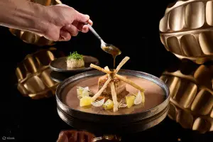 Thai Style Fine Dining Room - Sra Bua by Kiin-Kiin (One MICHELIN Star 2023) in Siam Kempinski Hotel Bangkok