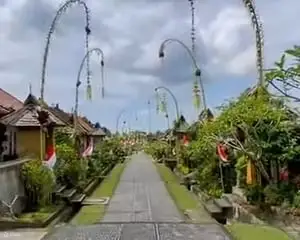 彭里布兰村