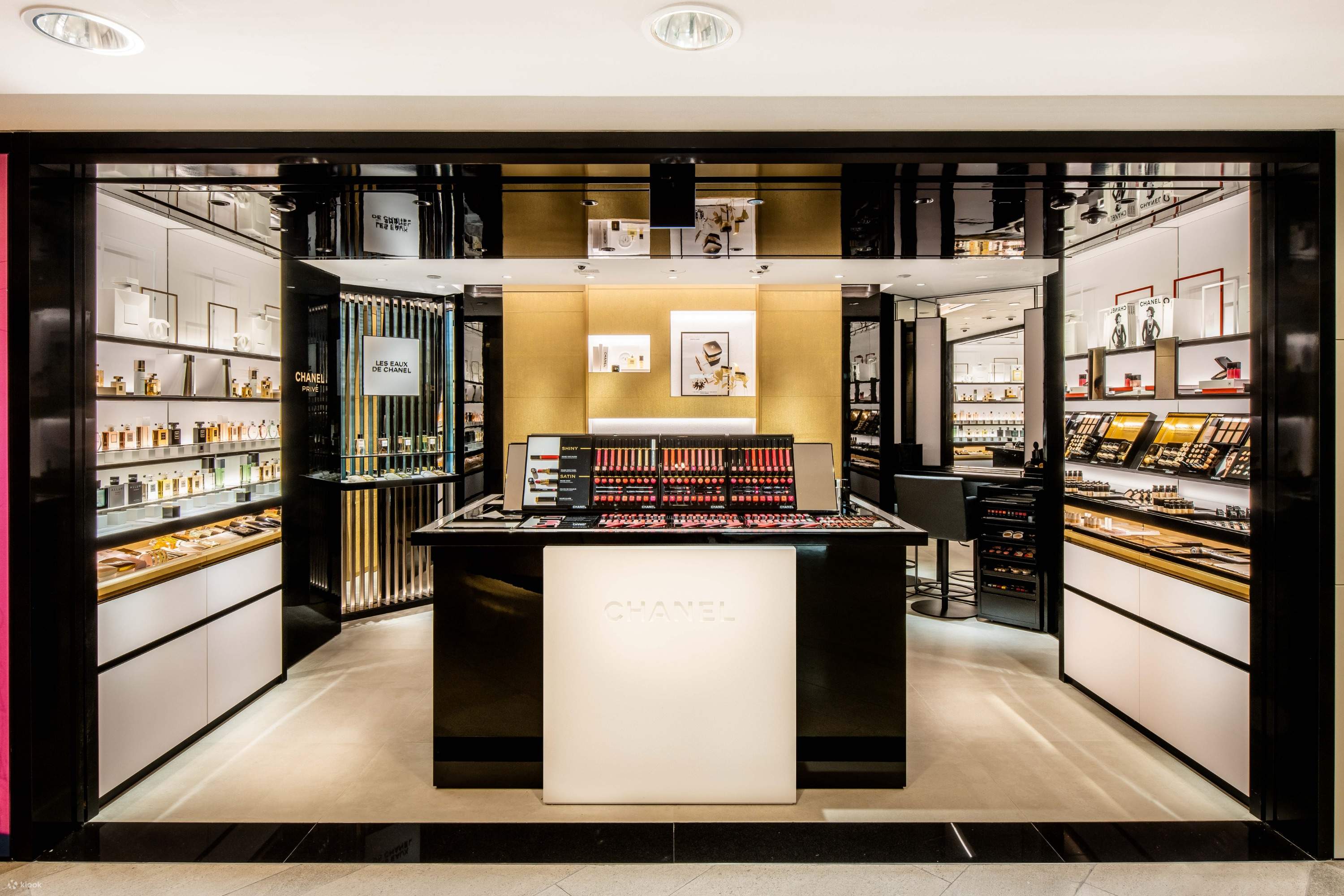 CHANEL - The CHANEL latest Fragrance and Beauty Boutique is opening at  Hysan Place Hong Kong. You're about to discover the ultimate experience of  luxury.