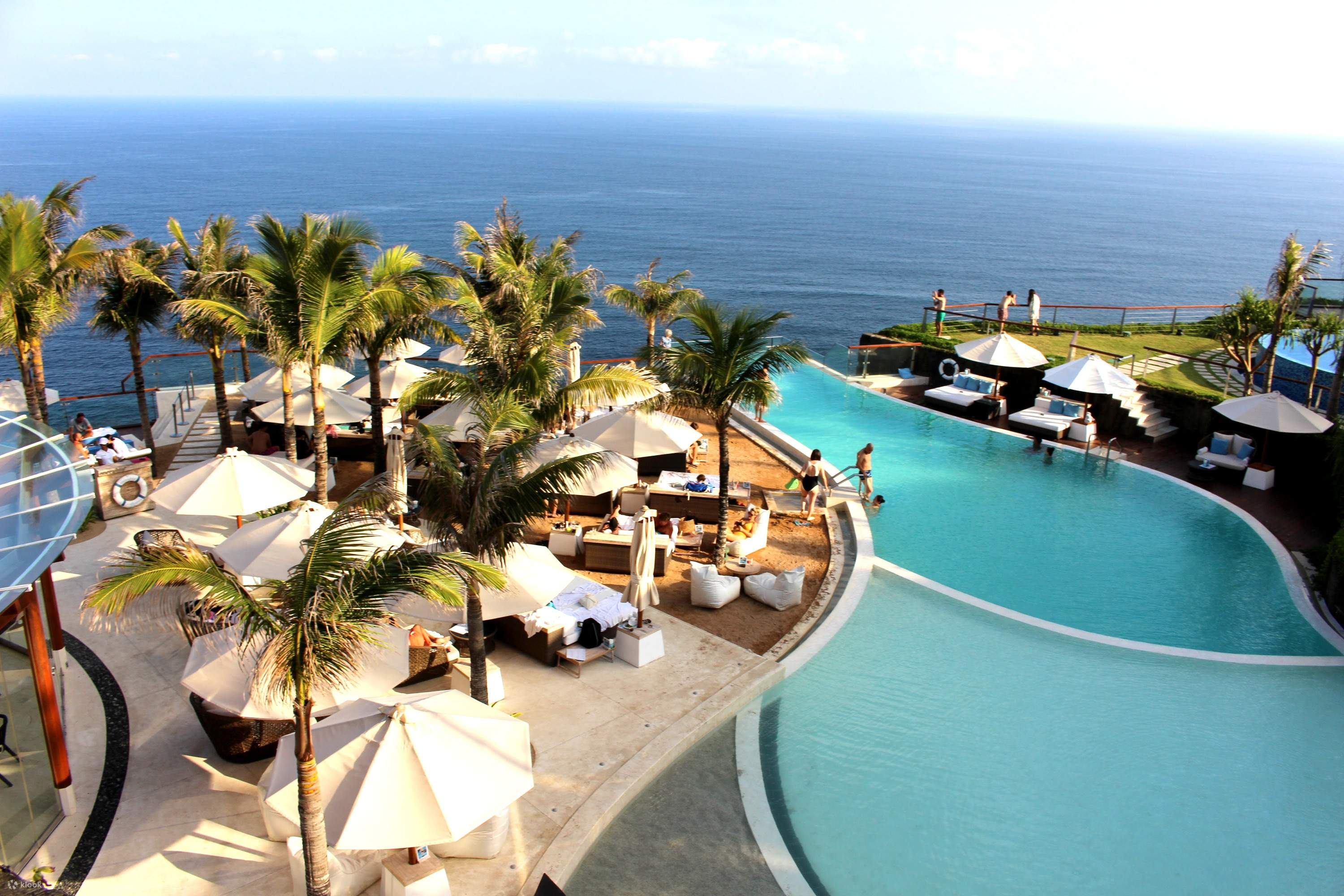 The top edge bali
