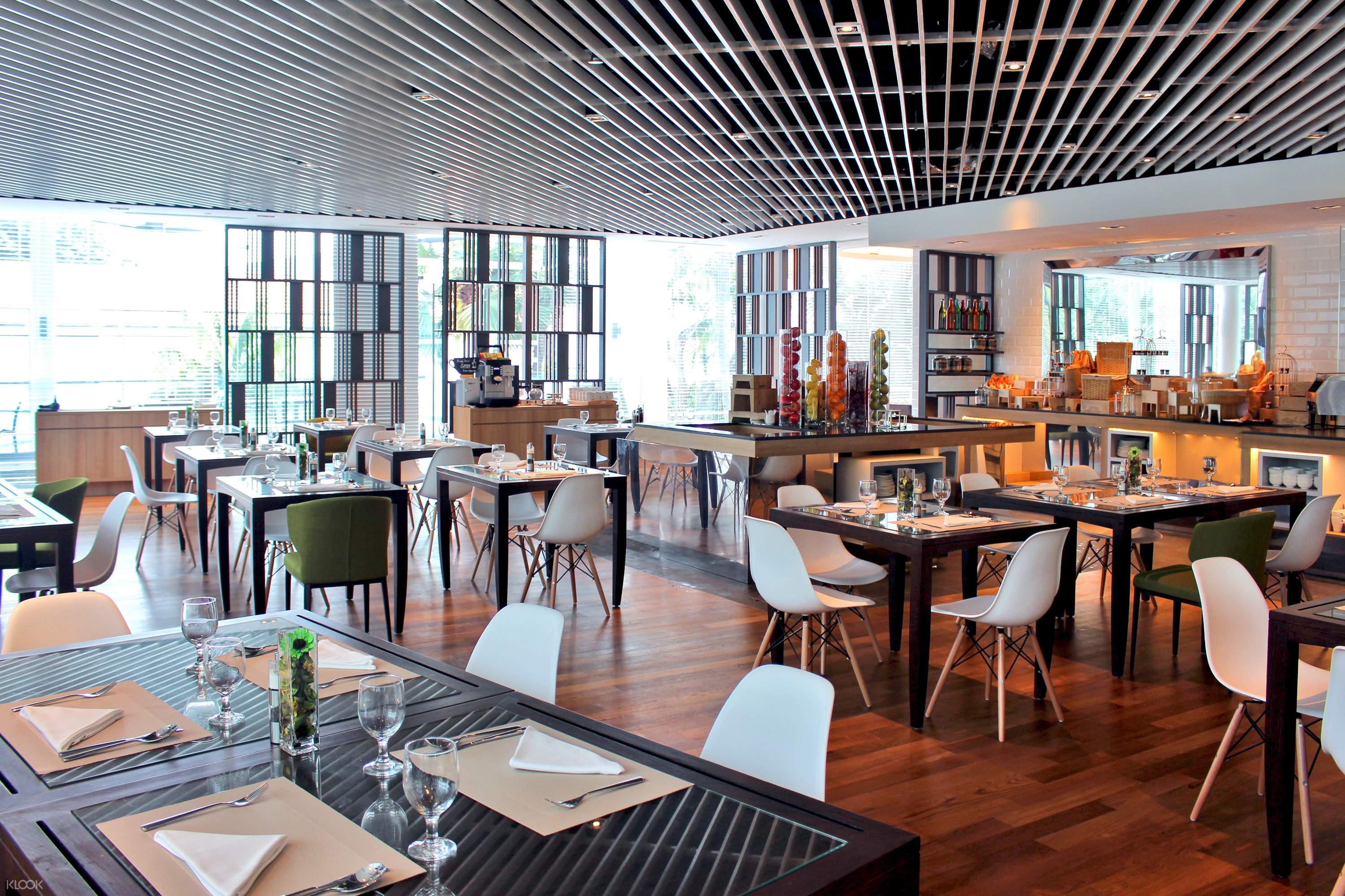 Amara Sanctuary Resort Sentosa Staycation Klook Us Amara Sanctuary Resort Sentosa Staycation Klook Us