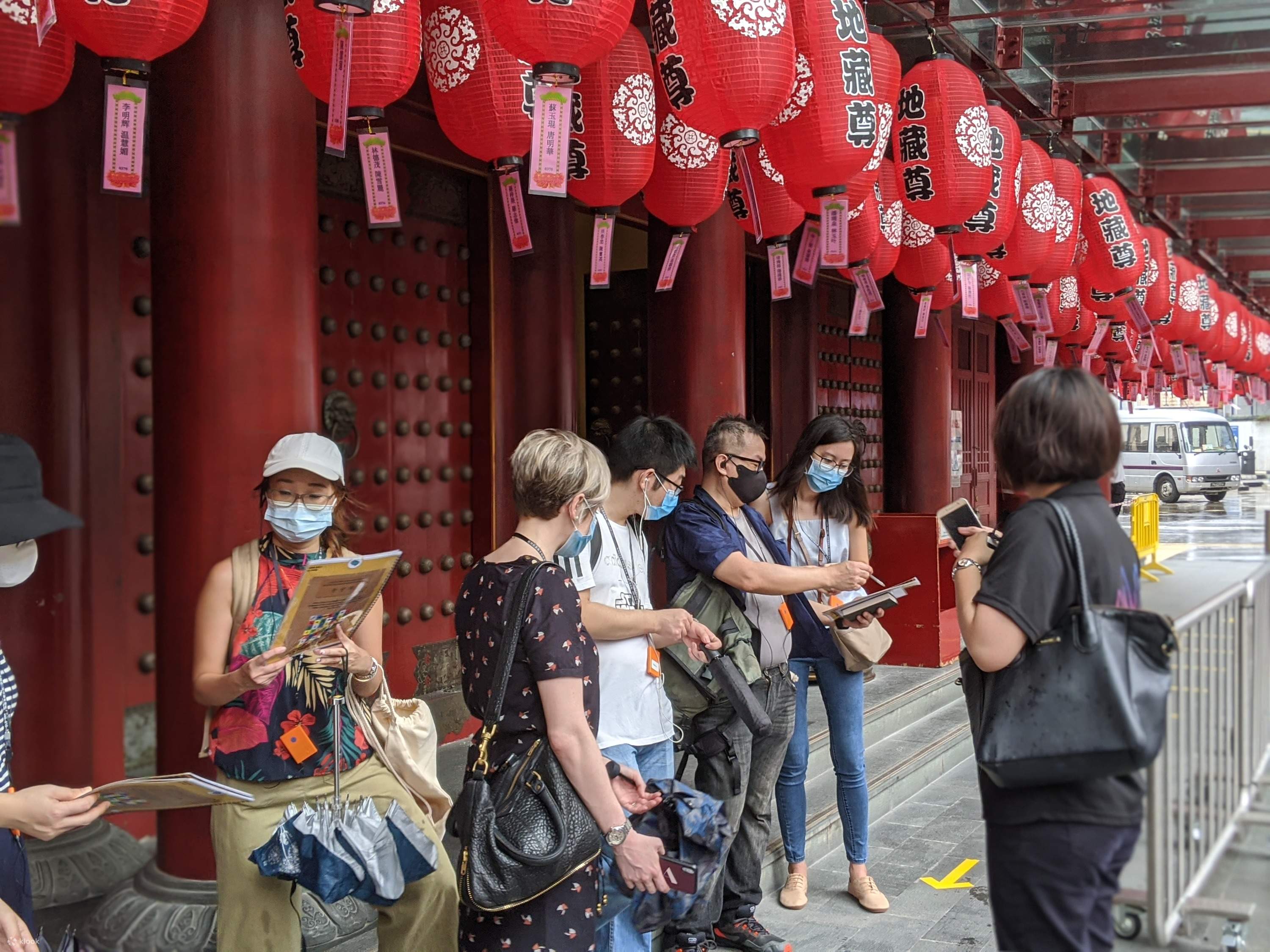 Chinatown Singapore Join In Game Tour - Klook