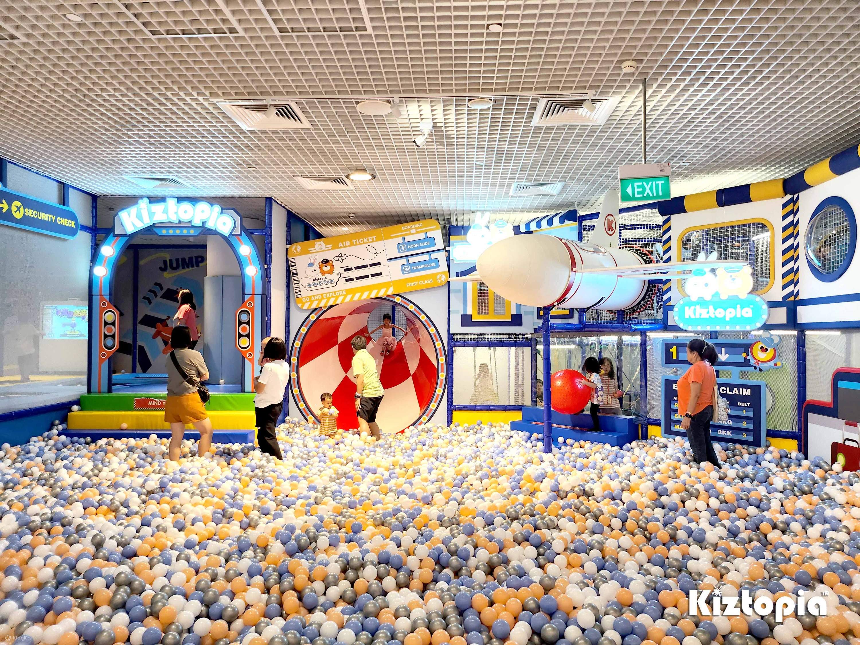 Vivocity Giant Outlet Store 7+ Hundred Singapore Vivo City Royalty