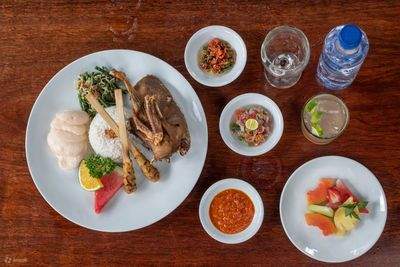 Menù fisso A al Bebek Bengil a Bali