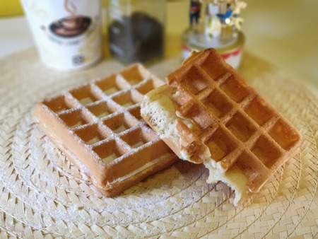 Micro-Yeast Sweetheart - Stasiun MRT Jing'an