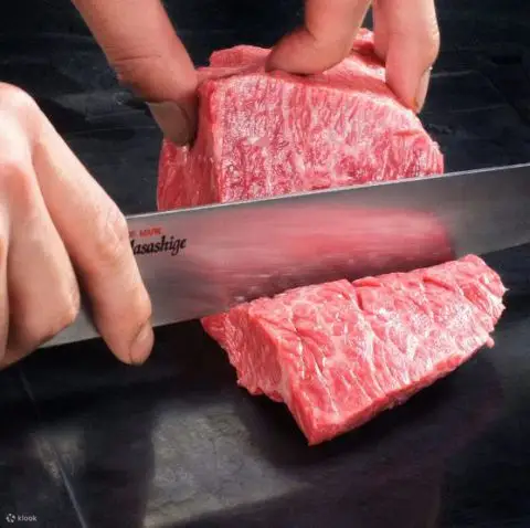肉屋の台所（nikuyanodaidokoro）和牛烧肉吃到饱 - 京都三条河原町