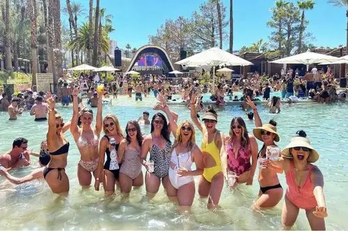 Summer Pool Party Tours In Las Vegas