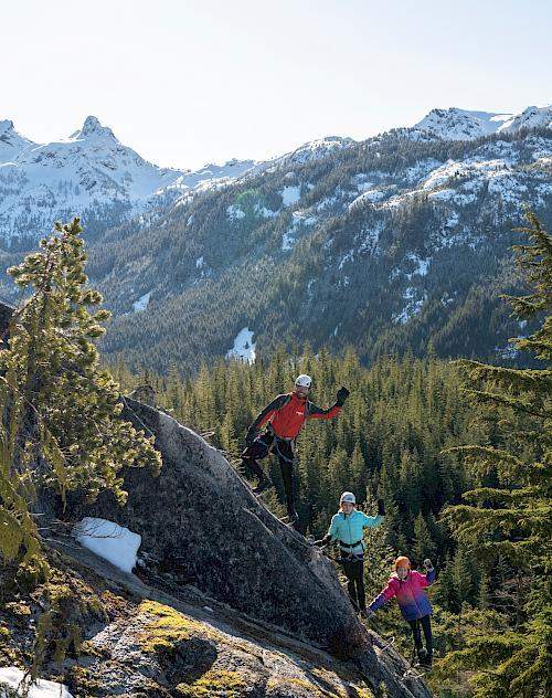 ทัวร์สควอมิชผ่านเส้นทางเวียเฟอร์ราตา