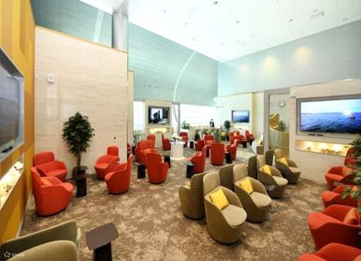 Dubai International Airport Lounge Service by Marhaba Lounge 