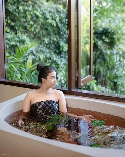 乌布卡永谷度假村的 Serayu 水疗中心