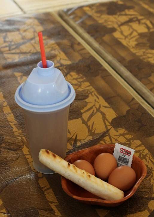 Satu kemestian di Jjimjilbang ialah minuman beras pulut manis (Sikhye) dan telur panggang, yang sangat sesuai selepas berpeluh. 