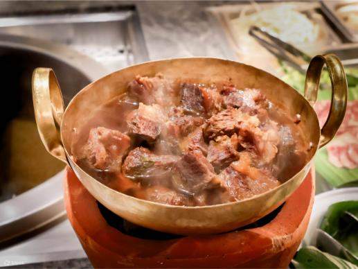 Buffet au Chon Som All Day Dining, Courtyard by Marriott Suvarnabhumi Airport