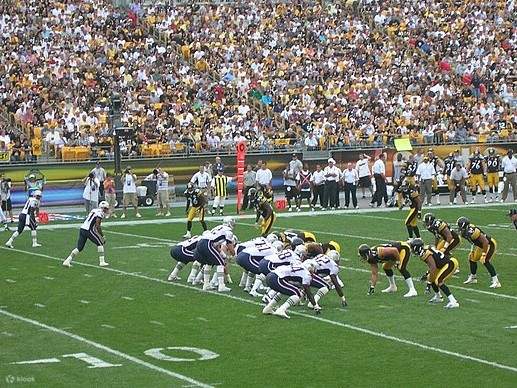 Perlawanan Bola Sepak New England Patriots di Gillette Stadium