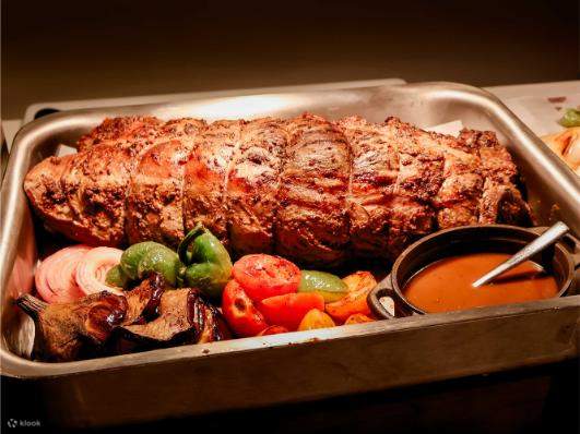 Buffet au Chon Som All Day Dining, Courtyard by Marriott Suvarnabhumi Airport