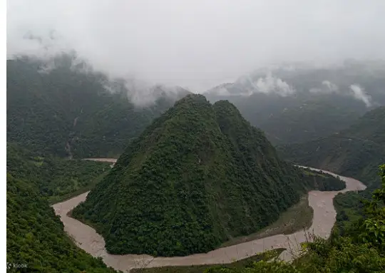 流水绕峰